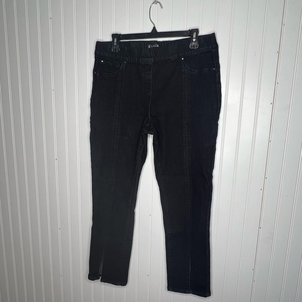 A.Z.I New York Split Hem Pull On Jeans Size 12